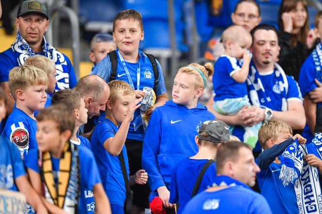 Tłumy kibiców na Stadionie Śląskim. Ruch Chorzów zmierzył się z Pogonią Siedlce