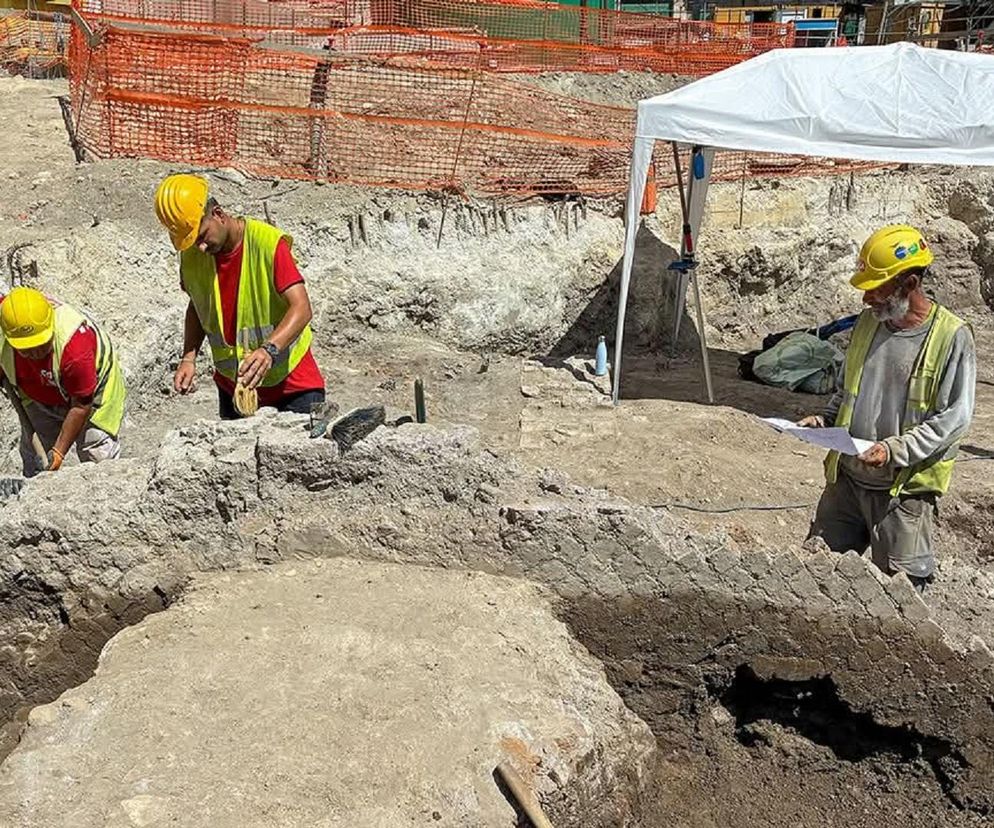 Niezwykłe odkrycia archeologiczne pod Placem Weneckim w Rzymie