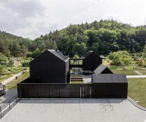 Budynek edukacyjny w Leśnym Ogrodzie Botanicznym Marszewo w Gdyni