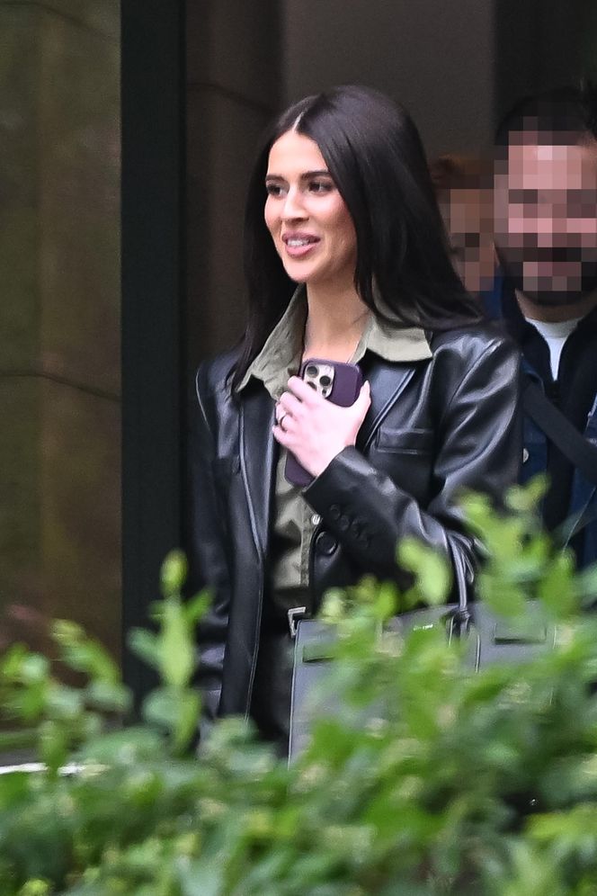 Roxie Węgiel -  tajemniczy fotelik w limuzynie