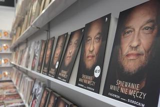 Krzysztof Cugowski i Marek Sierocki na Targach Książki i Mediów VIVELO!