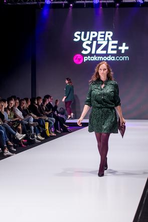 Supermodelka Plus Size - uczestniczki na wybiegu - Monika Kasprowicz