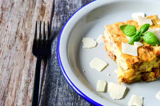 Zapiekanka ziemniaczana z mięsem mielonym i pieczarkami 