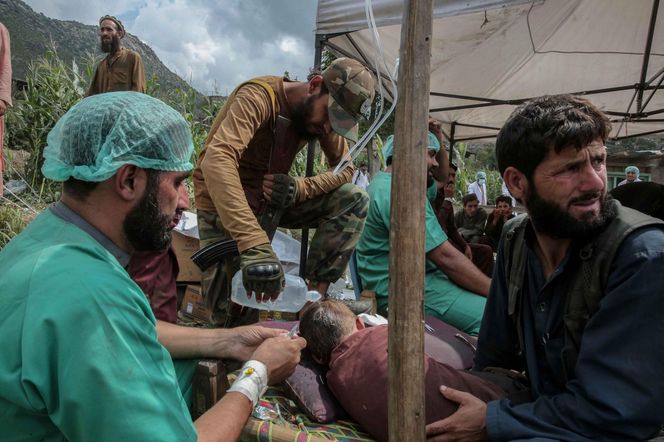 2200 osób nie żyje! Tragiczne trzęsienie ziemi, ofiar coraz więcej!