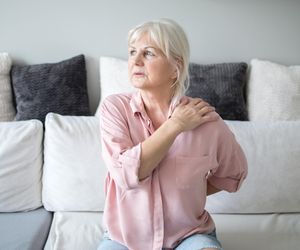 Nie tylko tabletki. Te dwie metody łagodzą ból pleców i poprawiają jakość życia