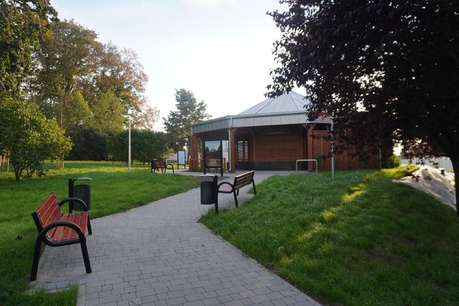Tężnia solna w Parku im. Dziekońskiej w Białymstoku