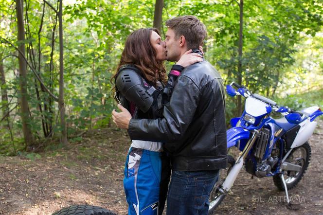 NA DOBRE I NA ZŁE 541 PRZEMEK(MARCIN ROGACEWICZ) ZUZA(JULIA KAMIŃSKA)
