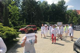 Protest pracowników Inspekcji Weterynaryjnej we Wrocławiu