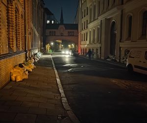 Walka o wrocławskie osiedla nad Odrą i Oławą. Mieszkańcy do późnych godzin nocnych ratowali dobytek