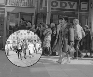 Warszawska moda w PRL. Tak wyglądali mieszkańcy stolicy [archiwalne zdjęcia]
