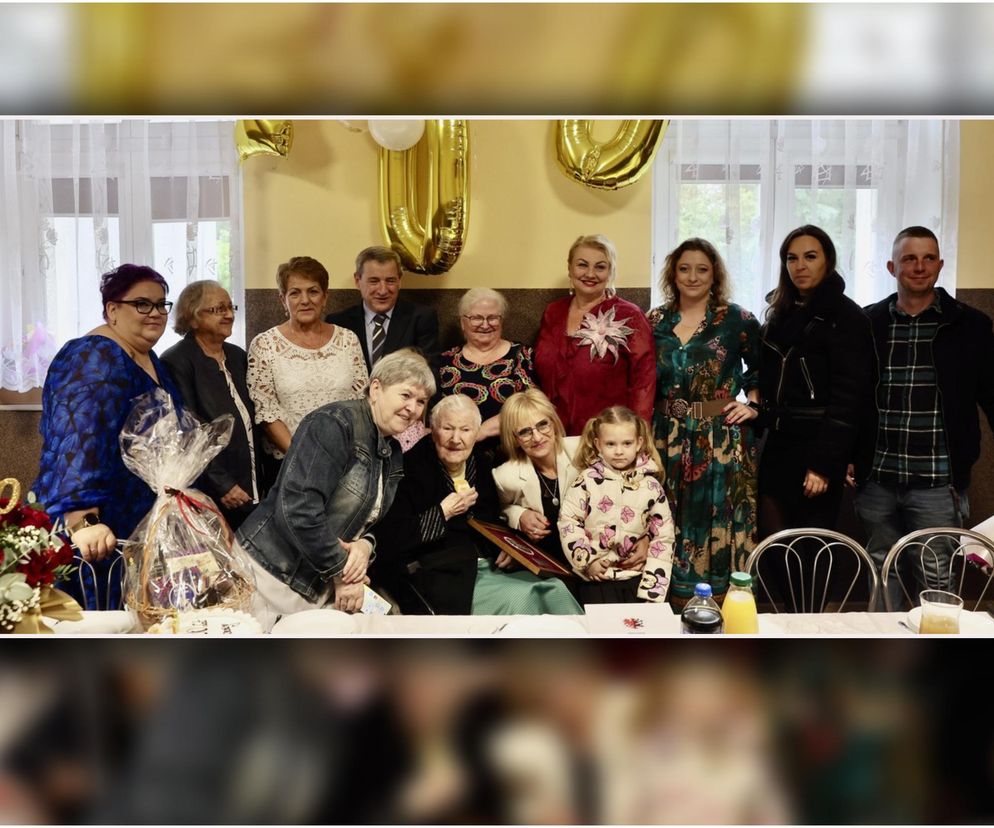 Stulatka z wielką rodziną! Pani Anna ma 13 wnuków i nie traci pogody ducha