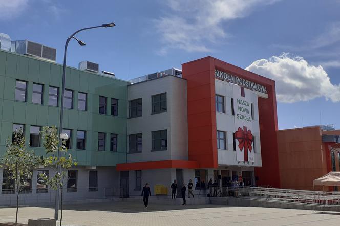 Najnowocześniejsza szkoła w Lublinie już otwarta. Zobacz jak jest w środku [WIDEO]