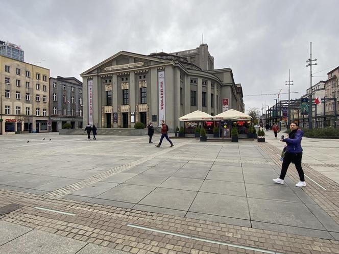  Trudno uwierzyć, że tak wyglądały Katowice. Te zdjęcia mówią wszystko 