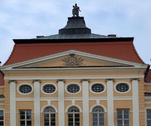 Dawniej rezydencja magnackiego rodu, dziś imponująca galeria sztuki. Zaglądamy do wnętrz Pałacu w Rogalinie