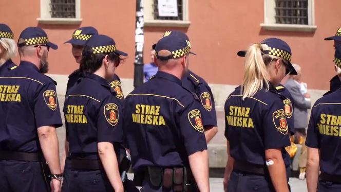Wojewoda wywiera presję na strażników miejskich? Chce, by mandatów było więcej