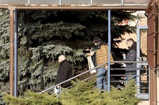 Policjant zastrzelił kolegę na służbie. „Nie przyznał się”. Bartoszowi Ż. grozi nawet dożywocie