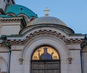 Złote kopuły i majestatyczne góry niecałe dwie godziny od Krakowa. Wystartowały loty na świetny city break 