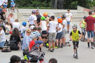 Dziś w Rzeszowie bezpłatne warsztaty jazdy na hulajnogach, rowerach i rowerach BMX