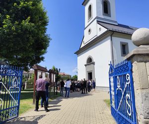 Ostatnie pożegnanie Katarzyny, która zginęła z rąk męża