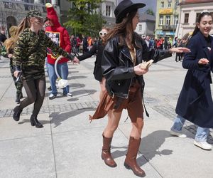 Juwenalia 2025 w Kielcach. Korowód studentów