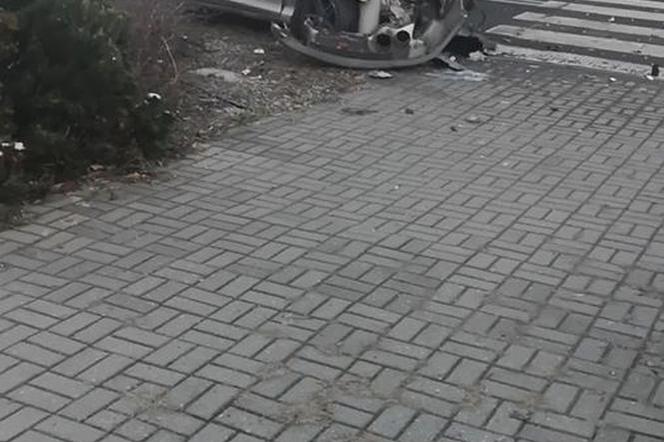 Wypadek w Katowicach na Rolnej. Zderzyły się dwa samochody. Ranne zostało dziecko