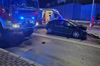 Wypadek na wiadukcie w Starachowicach. Cztery osoby w szpitalu