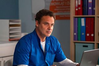 Barwy szczęścia odc. 3076. lekarz Karol Czubak (Jan Wieczorkowski)