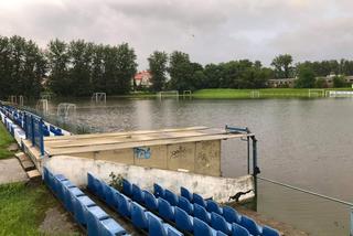 Strażacy zalali nam boiska