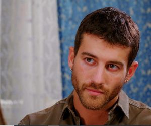 Miłość i nadzieja, odcinek 324. Zeynep, Cihan