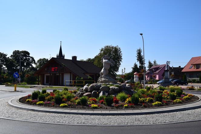 Mieli pomnik jednorożca, teraz to już zwykły koń. 18-latek nie mógł się powstrzymać