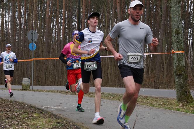 Rekordowy bieg City Trail w bydgoskim Myślęcinku [ZDJĘCIA]