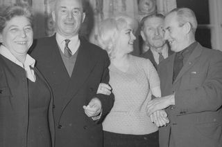 QUIZ PRL: Jak dobrze znasz życie emerytów w PRL?