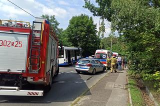 Wypadek autobusu w Katowicach. Zderzył się z samochodem osobowym