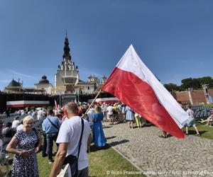 II szczyt pielgrzymkowy na Jasną Górę. Więcej pątników niż w zeszłym roku