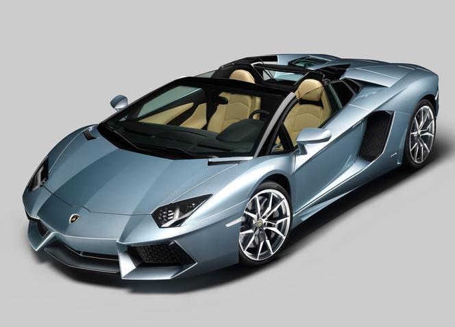 Lamborghini Aventador LP700-4 Roadster