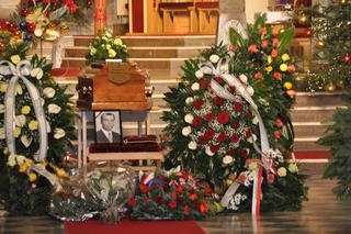 Pogrzeb Bogdana Winiarskiego, Honorowego Obywatela Skarżyska-Kamiennej. Żegnali go najbliżsi, sportowcy, władze i mieszkańcy