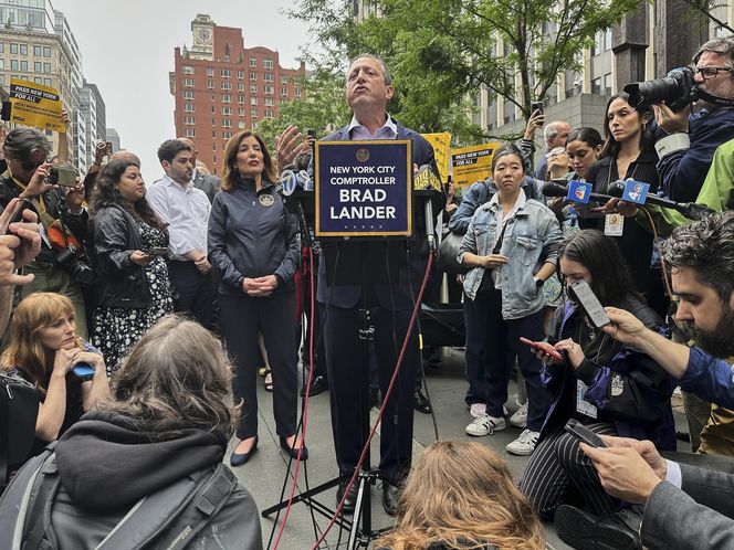 Nowojorski rewident aresztowany przez ICE!