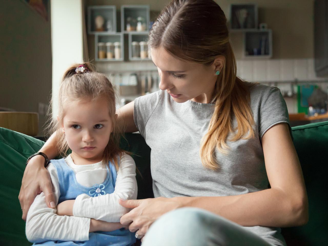 5 pytań, których NIE powinno się zadawać dzieciom