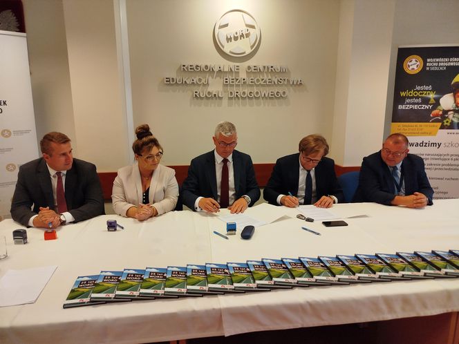 Stare Ople w Siedleckim WORD-zie zostaną wymienione na nowe auta marki Suzuki Swift
