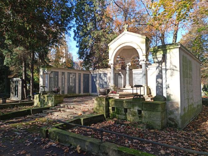 Cmentarz stary przy ul. Ogrodowej w Łodzi