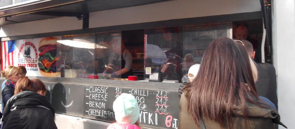 Food Trucki opanowały katowicki rynek.