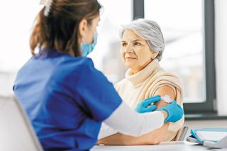 Możliwa skuteczna ochrona. Zakażenia RSV szczególnie groźne dla seniorów