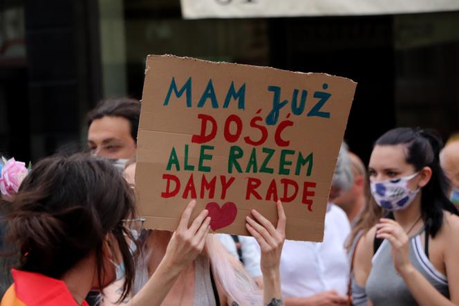 Demonstracja "Nie damy się zastraszyć" w Toruniu