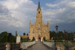 Nie tylko Zalipie. 9 urzekających polskich wsi - jedna z nich trafiła do powieści Olgi Tokarczuk