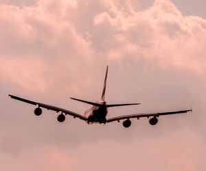 Katar zamyka przestrzeń powietrzną. Czy to reakcja na groźby Iranu?