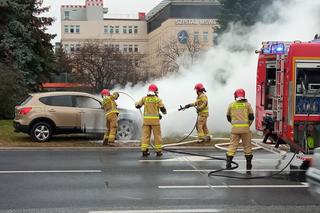 Pożar samochodu przy szpitalu MSWiA w Rzeszowie 