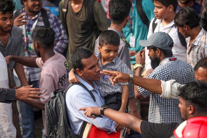 Samolot spadł na szkołę! Dziesiątki zabitych, 170 rannych