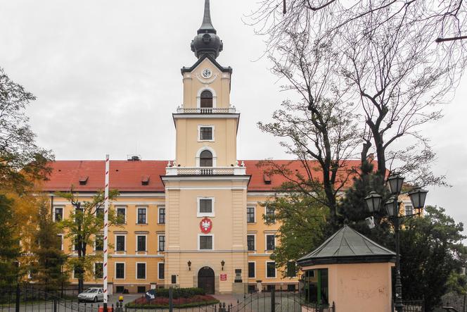 Alarm bombowy w Sądzie Okręgowym w Rzeszowie. Policja sprawdza budynek! 