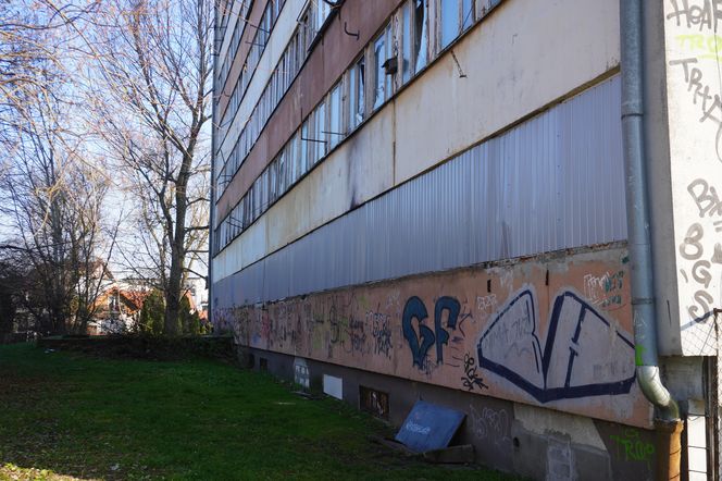 Wieżowiec przy Młodej 4 w Kielcach