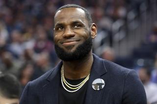 LeBron James kupił willę OGROMNĄ jak hotel. Ceny nawet nie próbujcie sobie wyobrażać...